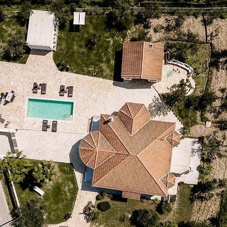 Villa Ellania Ambelokipoi  Exterior photo