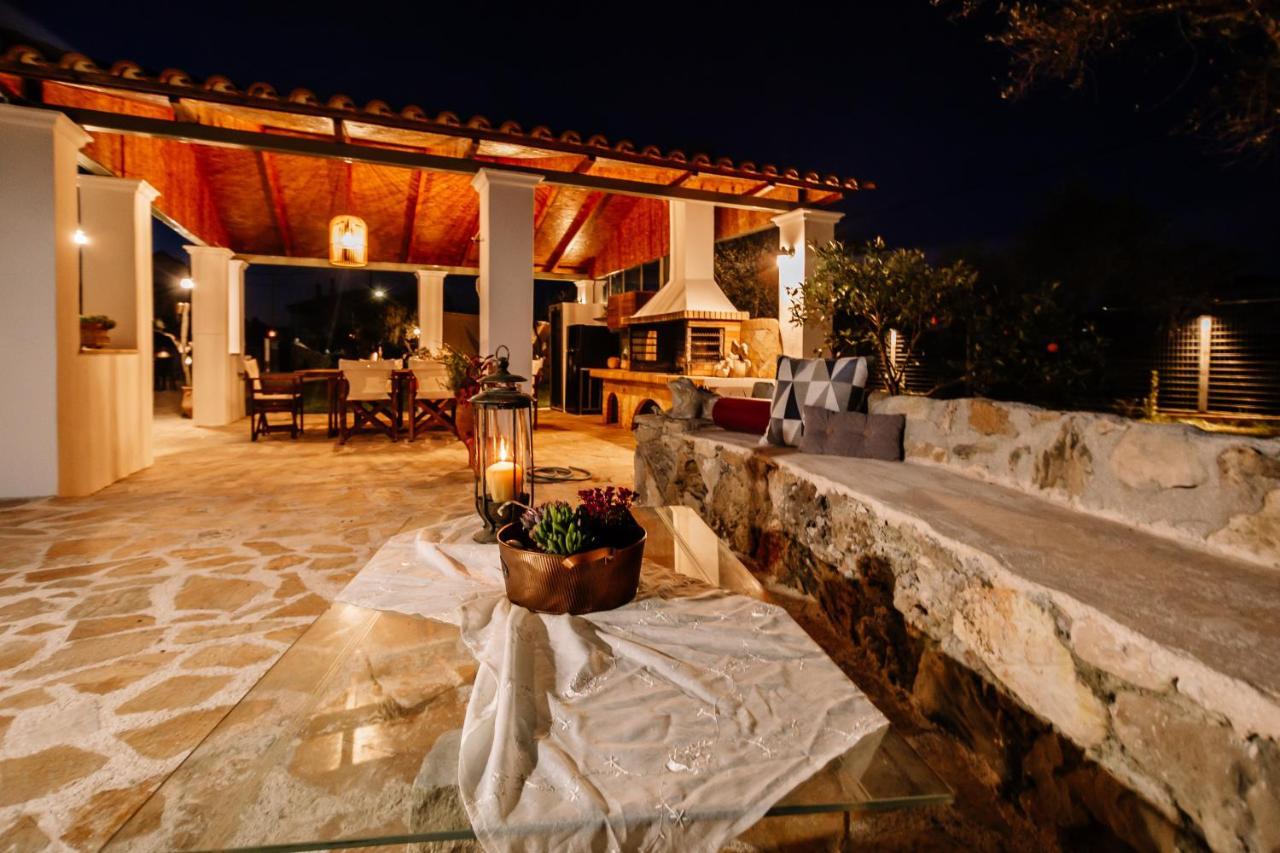 Villa Ellania Ambelokipoi  Exterior photo